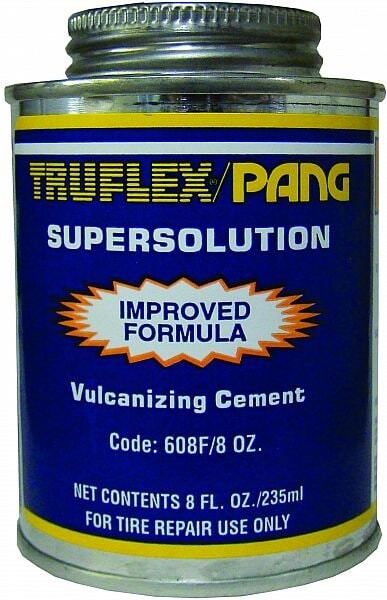 kumiliima "SUPER SOLUTION" 215ML. penselillä, kylmävulkanoituva.